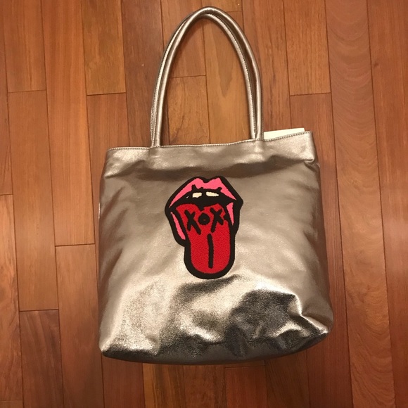 Betsey Johnson leather tote. - Picture 4 of 5